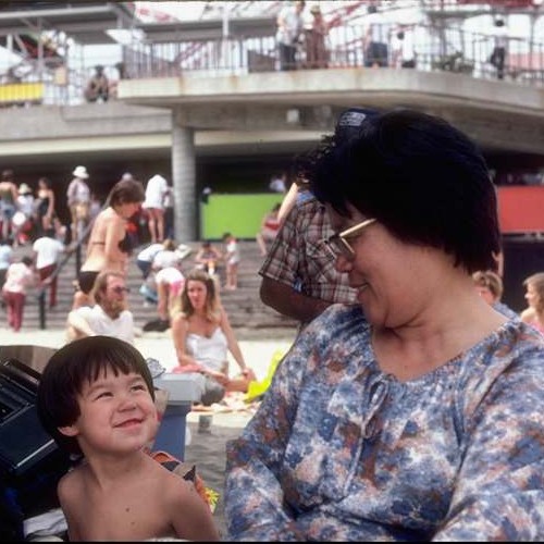 Simon looking at his Halmoni at Santa Cruz in 1981